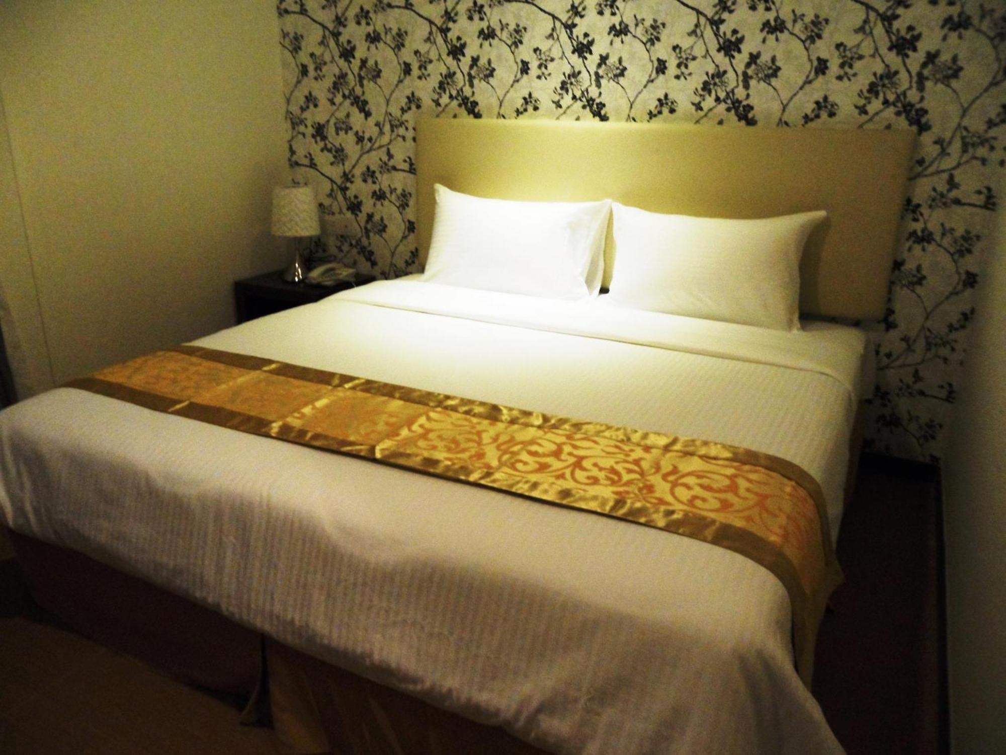 Eight Days Boutique Hotel - Mount Austin Johor Bahru Eksteriør billede