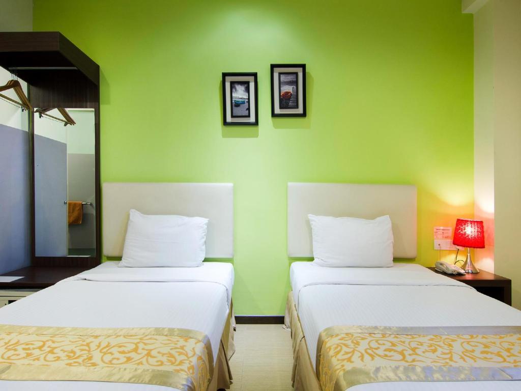 Eight Days Boutique Hotel - Mount Austin Johor Bahru Eksteriør billede