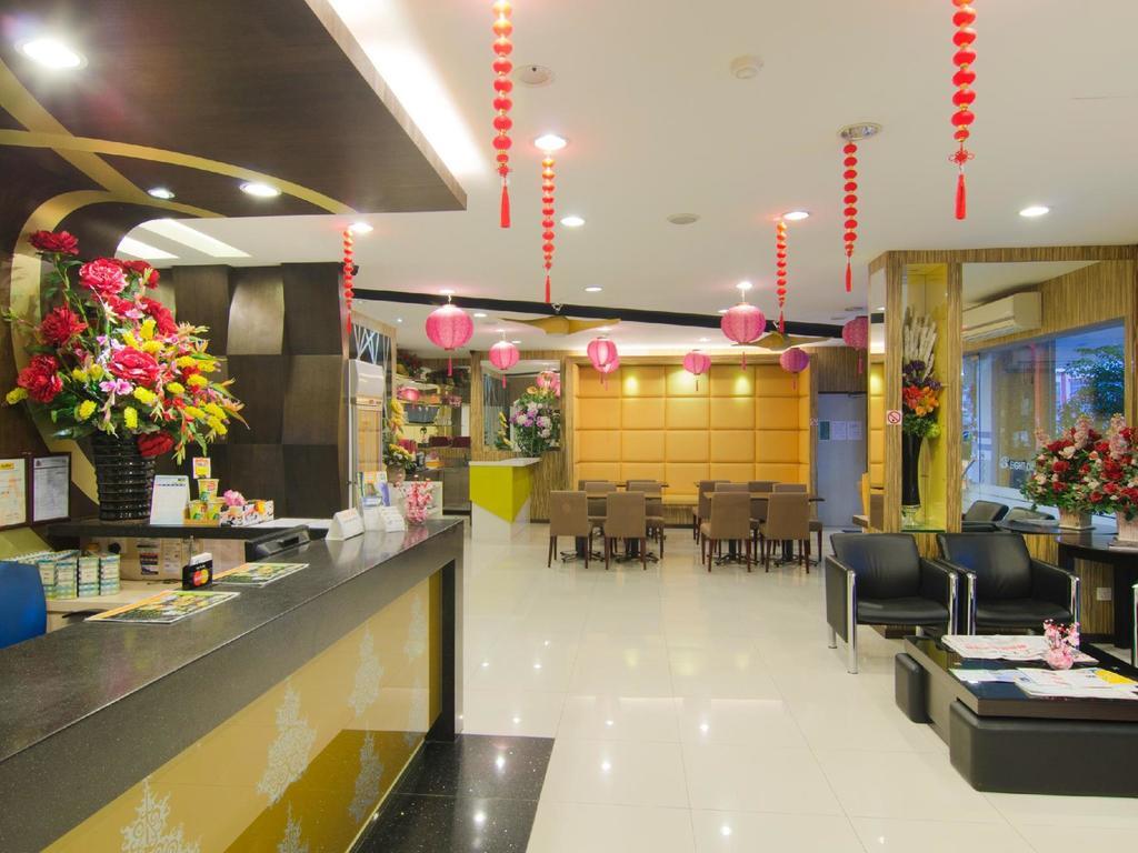 Eight Days Boutique Hotel - Mount Austin Johor Bahru Eksteriør billede